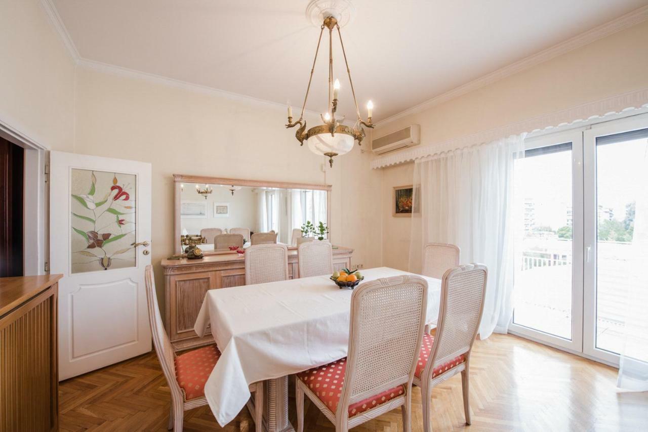 Retro Apartment At Trendy Exarcheia Athens Exterior photo