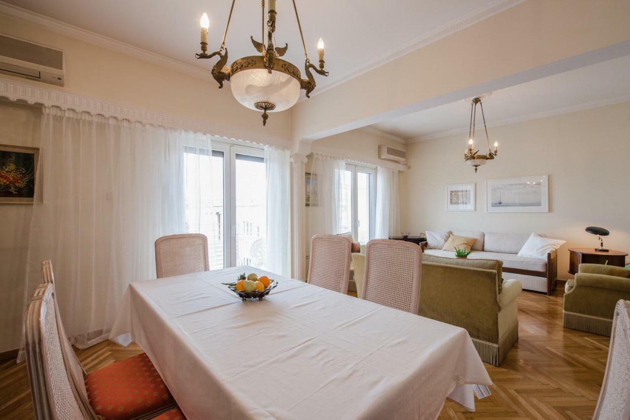 Retro Apartment At Trendy Exarcheia Athens Exterior photo