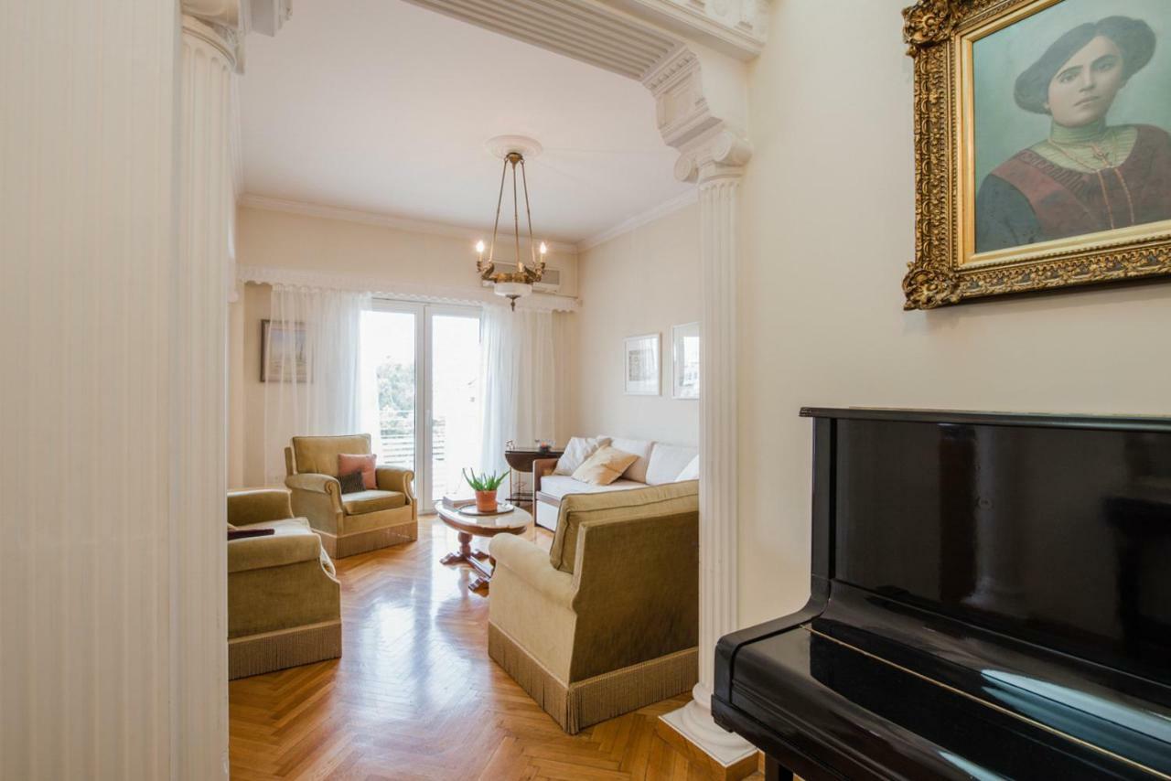 Retro Apartment At Trendy Exarcheia Athens Exterior photo